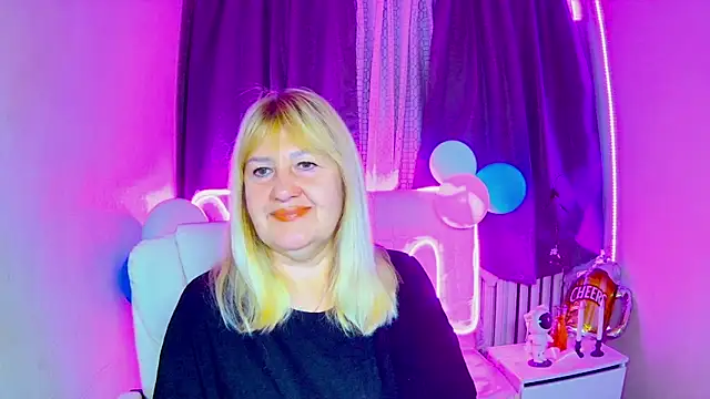 EmmaEllison online show from 09-28-25, 06:09