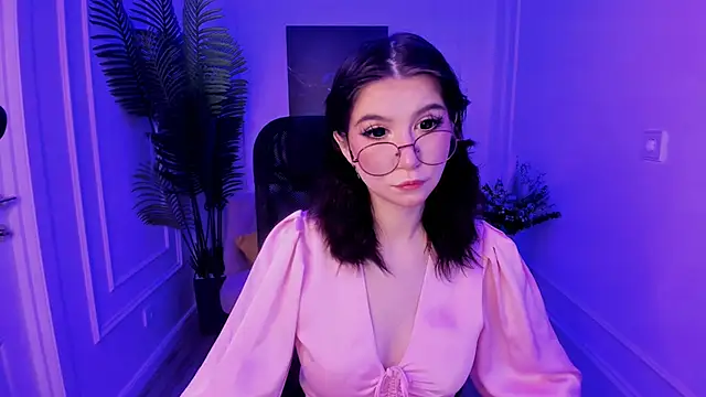 MeLLSawertyq online show from 11-04-25, 07:28