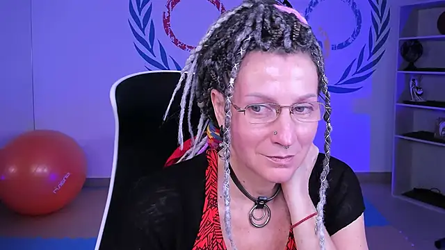 UmaSpace online show from 09-30-25, 01:06