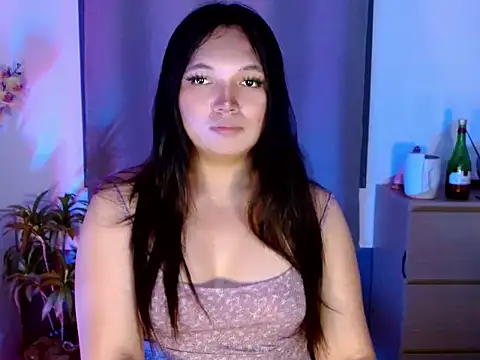 Snapshot of Nikki_Karishma chatting on 04-05-26, 10:22 Nikki Karishma online show from 04-05-26, 10:22