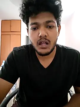 Snapshot of varun69247 chatting on 05-09-26, 06:17 varun69247 online show from 05-09-26, 06:17