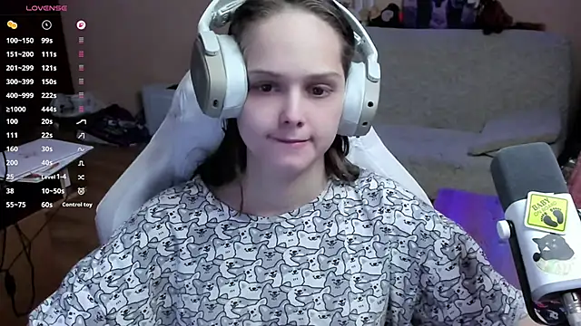 SharybbFace online show from 02-02-26, 03:11