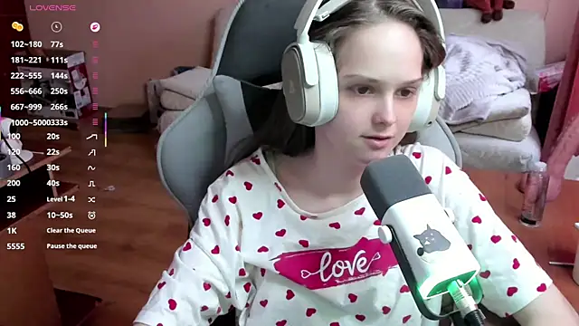 SharybbFace online show from 04-09-26, 02:23