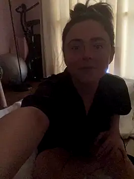 Snapshot of Mia_Winters chatting on 11-15-25, 02:54 Mia Winters online show from 11-15-25, 02:54