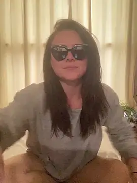 Mia Winters online show from 06-11-26, 07:33
