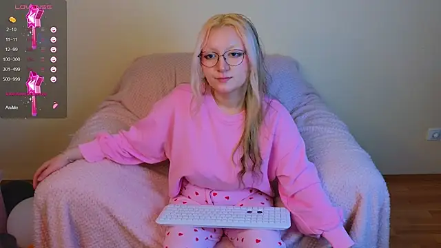 JuicyLullu online show from 11-01-25, 11:26