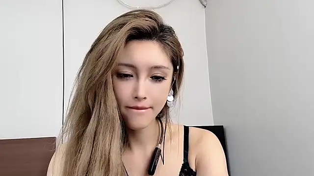 QiaoHui online show from 10-01-25, 09:29