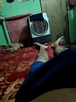 Snapshot of surendersingh123boy chatting on 09-18-25, 03:15 surendersingh123boy online show from 09-18-25, 03:15