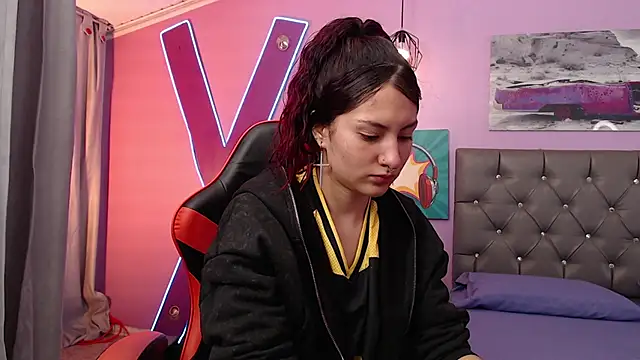 Sabriinaa Foxx online show from 10-27-25, 12:17