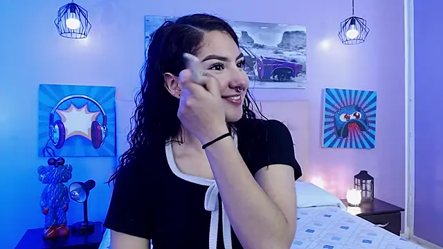Snapshot of Sabriinaa_Foxx chatting on 09-17-25, 01:13 Sabriinaa Foxx online show from 09-17-25, 01:13