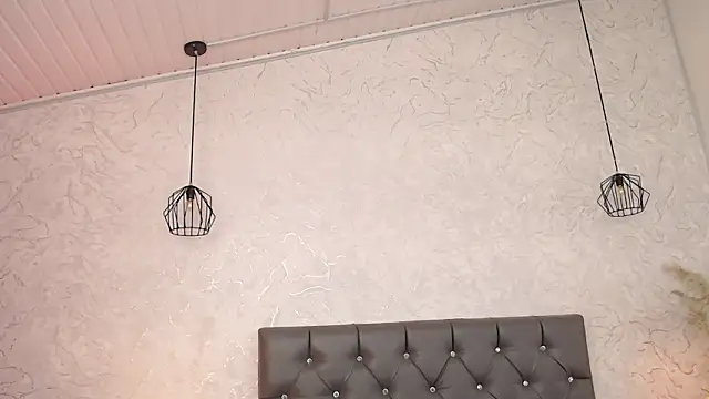 Sabriinaa Foxx online show from 03-06-26, 12:00