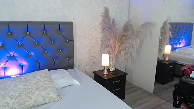 Sabriinaa Foxx online show from 04-01-26, 12:06