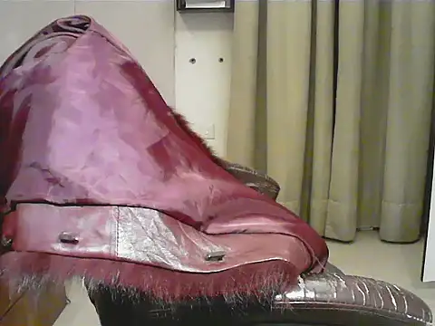 short girl  online show from 01-18-26, 01:25