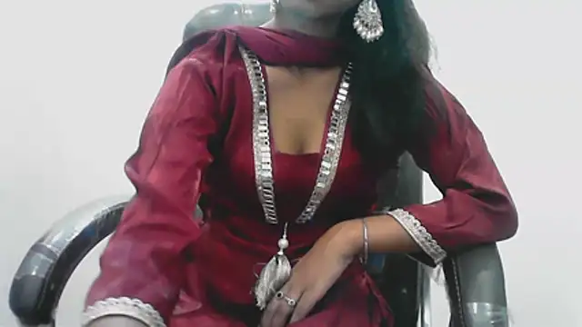 Snapshot of short_girl_ chatting on 05-13-26, 05:31 short girl online show from 05-13-26, 05:31
