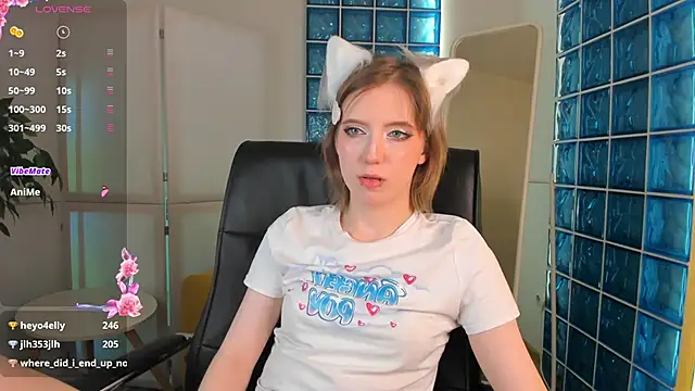 MorgyAsuna  online show from 11-15-25, 06:45