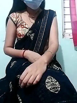 Snapshot of zaara__your chatting on 09-18-25, 09:45 zaara your online show from 09-18-25, 09:45