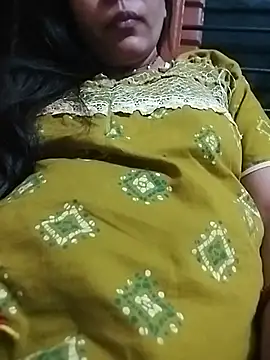 Snapshot of zaara__your chatting on 07-25-26, 07:31 zaara your online show from 07-25-26, 07:31