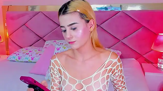 ChloeLaurentt online show from 03-06-26, 03:51