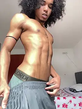 Snapshot of Sexyquerubin chatting on 06-26-26, 03:07 Sexyquerubin online show from 06-26-26, 03:07