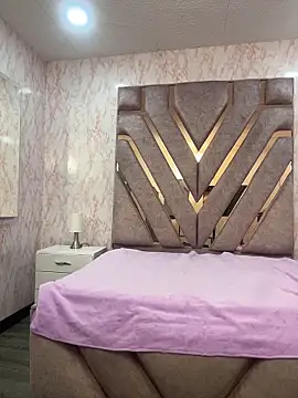 ROUSE SINCLAIR online show from 11-26-25, 09:04