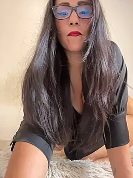 Nicol X online show from 02-13-26, 05:35