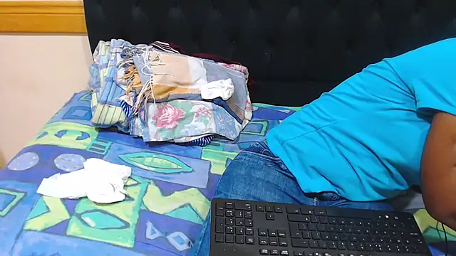 SexyBeverly  online show from 09-28-25, 02:35