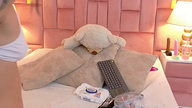 LaylaaDoll online show from 07-23-26, 07:32