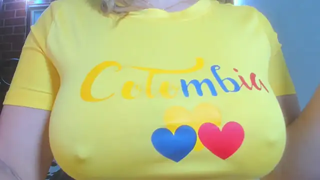 Snapshot of LatinaMature_ chatting on 05-11-26, 03:51 LatinaMature online show from 05-11-26, 03:51