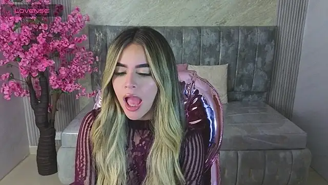 lilith4 s online show from 11-01-25, 08:36