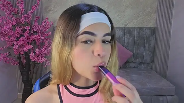 lilith4 s online show from 10-27-25, 08:21