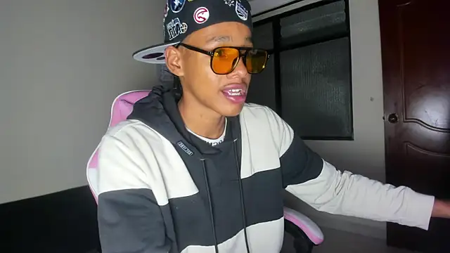 jordan mm420 online show from 11-24-25, 03:17