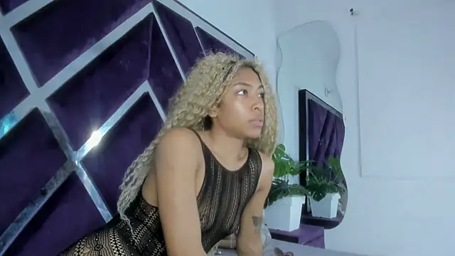 angelkyraasm online show from 01-16-26, 12:42