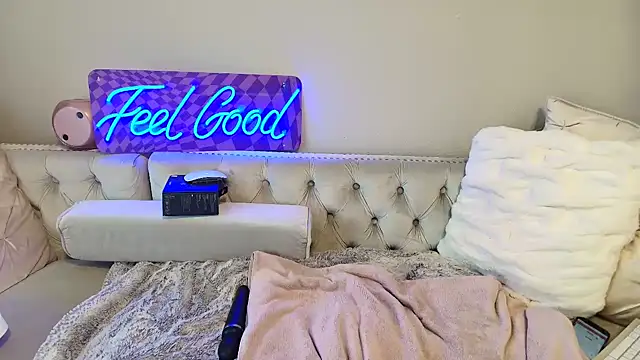 BarbieKarly online show from 11-07-25, 10:03