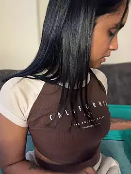 Isabella-Teen online show from 03-24-26, 01:49