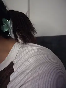 Isabella-Teen online show from 03-11-26, 01:54