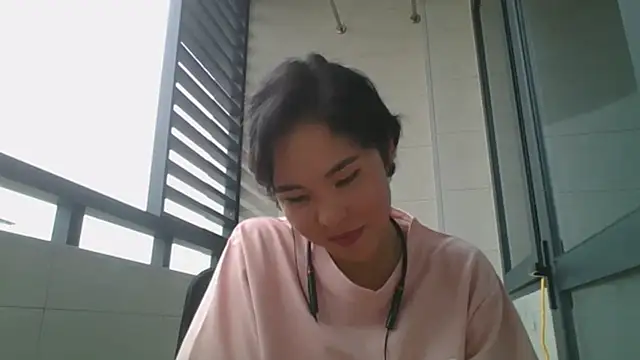 Snapshot of JennyCarpenter chatting on 10-01-25, 08:52 JennyCarpenter online show from 10-01-25, 08:52