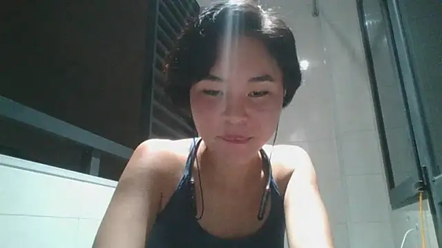 Snapshot of JennyCarpenter chatting on 09-18-25, 04:43 JennyCarpenter online show from 09-18-25, 04:43