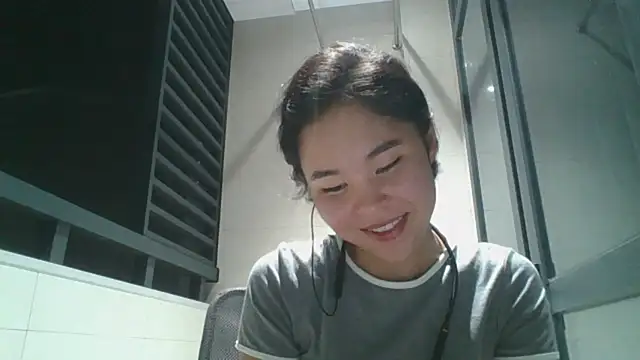 Snapshot of JennyCarpenter chatting on 10-15-25, 11:29 JennyCarpenter online show from 10-15-25, 11:29