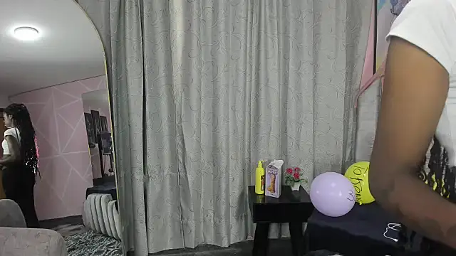 alix noa online show from 01-10-26, 07:31