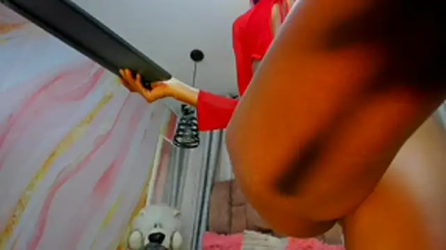 alix noa online show from 11-06-25, 07:18