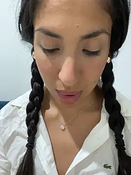 MaddyX   online show from 11-27-25, 07:47