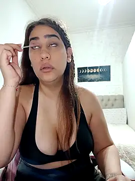 Nahiarabiel online show from 10-17-25, 01:35