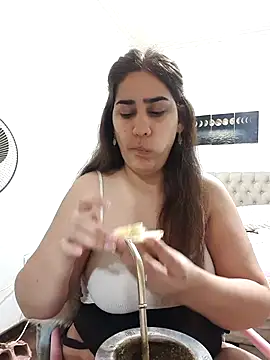 Nahiarabiel online show from 09-18-25, 01:03