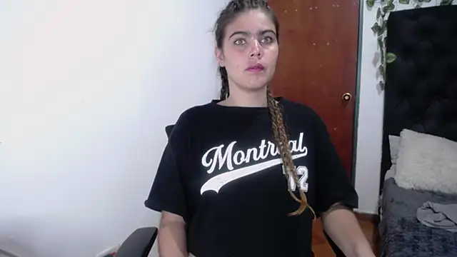 isabel 09 online show from 11-01-25, 03:02