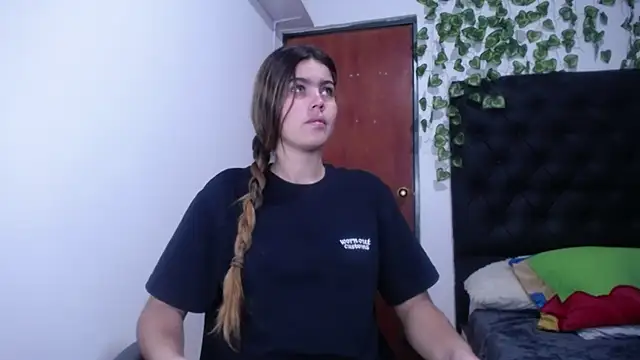 isabel 09 online show from 10-10-25, 02:45