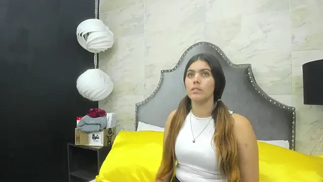 isabel 09 online show from 07-20-26, 06:43