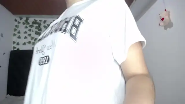 isabel 09 online show from 03-16-26, 06:43