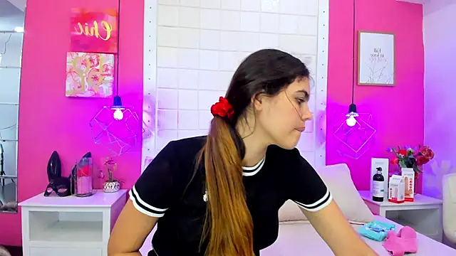 isabel 09 online show from 06-24-26, 07:22