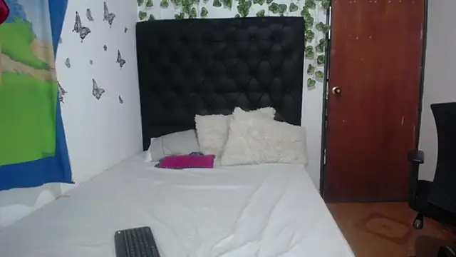 isabel 09 online show from 02-12-26, 03:17