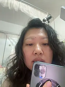 Snapshot of feifei1234 chatting on 09-19-25, 01:42 feifei1234 online show from 09-19-25, 01:42